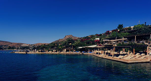 Macakizi Bodrum by Willie Carballo