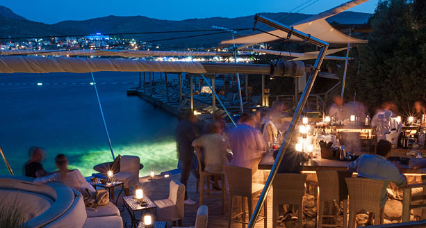 Macakizi Bodrum by Willie Carballo